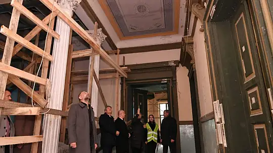 Vali Şıldak Restorasyon Çalışmalarını İnceledi