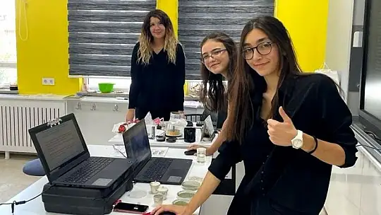 Balıkesirli Öğrencilerin Gurur Verici Dünya Başarısı