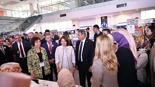Sosyal Hayata Katılımın İzleri Bu Sergide