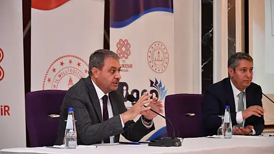 Vali Şıldak:'Enerjiyle Gelen Sinerji Balıkesir'de Eğitimi Canlandırdı'