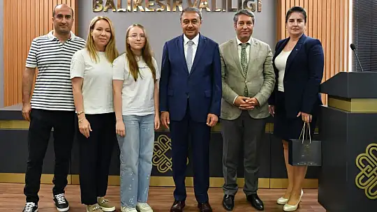 LGS'nin Gurur Tablosu Ödüllendirildi