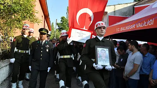 Şehidimiz Toprağa Verildi
