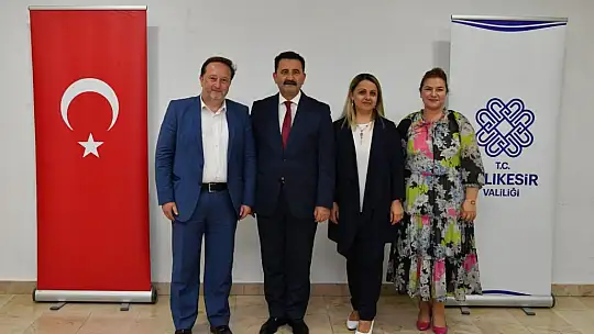 İl Protokolü Hasan Onar'la Bir Yemekle Vedalaştı