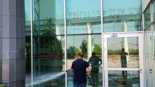 Üniversite Hastanesi Pırıl Pırıl Oldu