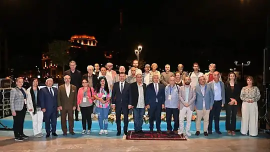 SU ÇIKTI ŞİİR AKŞAMLARI BAŞLADI
