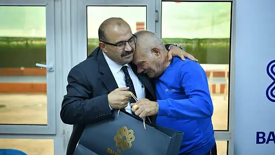 Yaşlılar Günü Etkinliğinde Eğlenceli Anlar Yaşandı