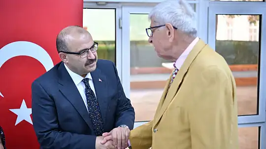 Yaşlılar Günü Etkinliğinde Eğlenceli Anlar Yaşandı