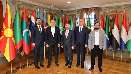 Yeşilay'ın Yeni Başkanı Mürşit Canbulat Oldu...