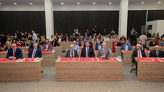Ticaretin 100 Yılını Anlatan Duayenler Ayakta Alkışlandı