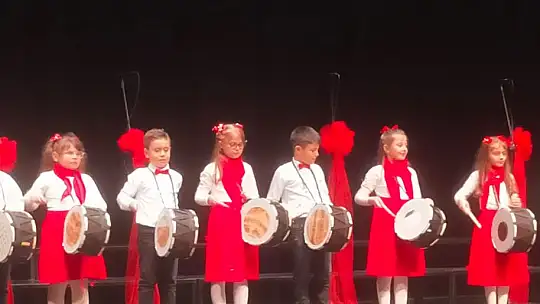 Sakarya İlkokulu'ndan 100. Yıla Coşkulu Kutlama