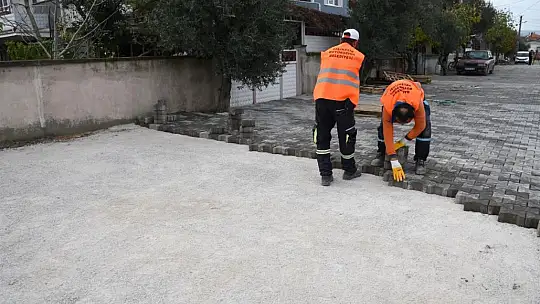 ''BÜYÜKŞEHİR'DEN BANDIRMA'YA YEPYENİ YOLLAR''
