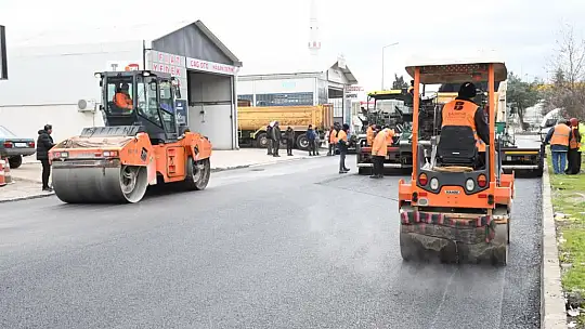 Büyükşehir, Küçük Sanayi Sitesi'nin yollarını yeniliyor