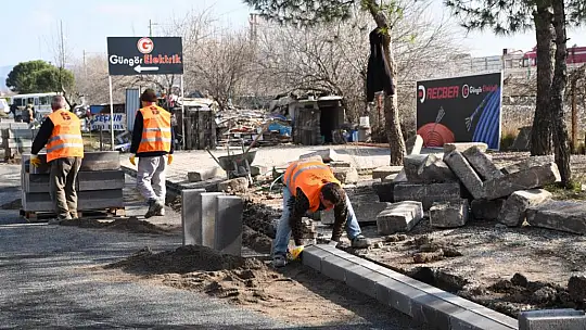 Büyükşehir, Küçük Sanayi Sitesi'nin yollarını yeniliyor