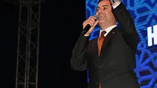 Başkan Ahmet Akın, Kadir Gecesi'nde Balıkesirlilerle buluştu