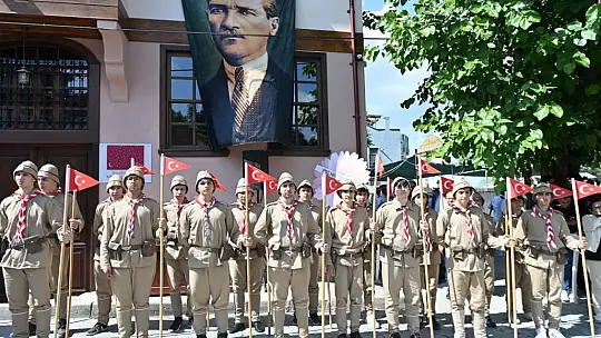 Balıkesir Liseli Keşşaflar Müzesi' açıldı