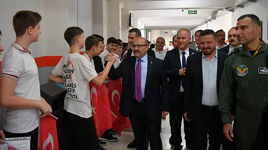 Öğrenciler Karne Heyecanı Yaşadı