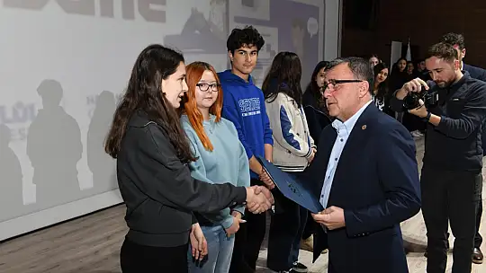 Altıeylül'den Bir İlk Daha: Altıeylül Akademi Dijital Dershane