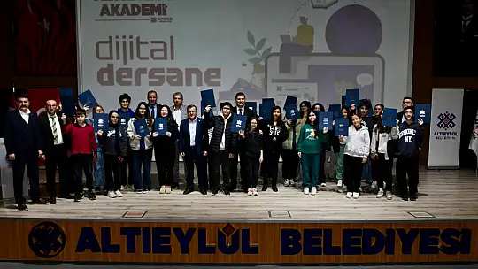 Altıeylül'den Bir İlk Daha: Altıeylül Akademi Dijital Dershane