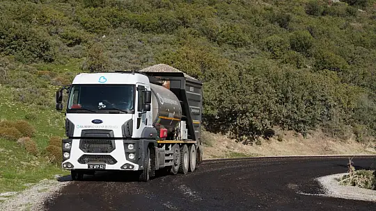 Büyükşehir ile yollar mevsim şartlarına hazırlanıyor