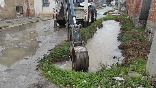 Mahsur kalan çiftlik sahiplerinin imdadına Belediye yetişti.