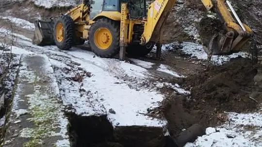 Mahsur kalan çiftlik sahiplerinin imdadına Belediye yetişti.
