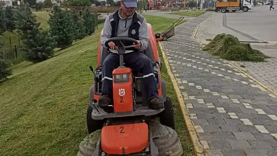 Karesi Sokak Sokak Yaza Hazırlanıyor