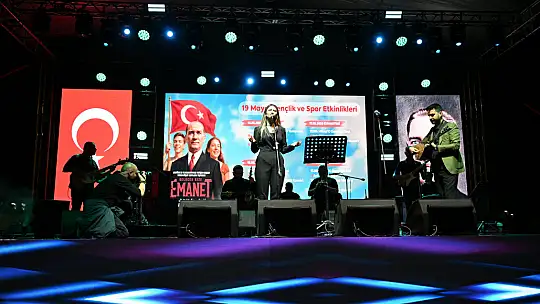 Zeybekler Buluşması ve Kahramanlık Konserine büyük ilgi