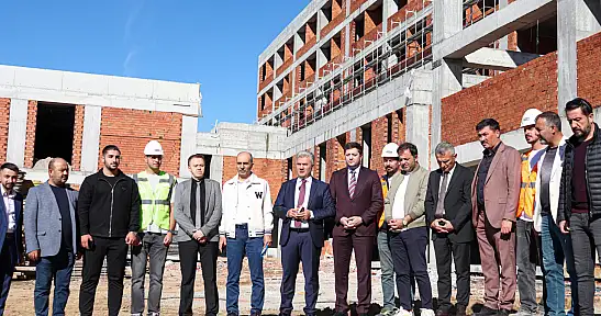 Mustafa Canbey: 'Edremit Devlet Hastanesi, Körfez Bölgemizin Sağlık Üssü Olacak'