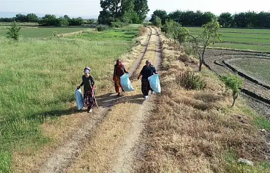 5 Ton Atık Topladılar, 10 Kuzu Aldılar