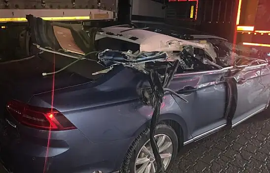 Ak Parti Balıkesir Milletvekili Mustafa Canbey Kaza Yaptı