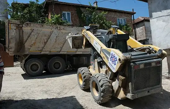 Altıeylül Belediyesi Hizmet İçin Sahada