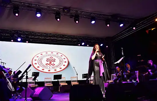 Altıeylül'de 100'üncü Yıl Coşkusu
