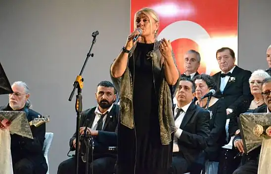 Ayhan Şahenk Kültür Merkezi'nde Müzik Ziyafeti