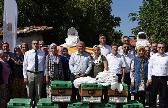 Balıkesir'in Eşsiz Değeri 'Organik Bal'a Kadın Eli Değdi…