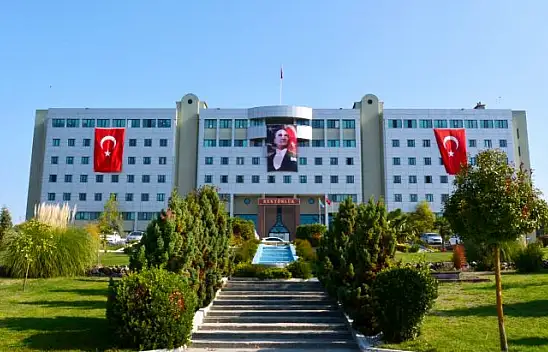 Balıkesir Üniversitesinin, Mezun İstihdamı Çalışmaları Devam Ediyor