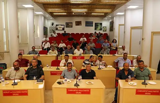 Başkan Deveciler Muhtarlarla Toplantı Düzenledi