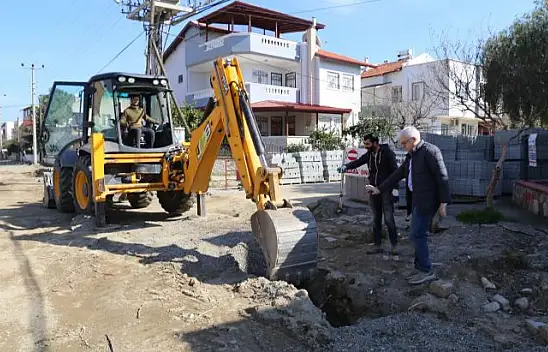 Başkan Deveciler Yol Yapım Çalışmalarını İnceledi
