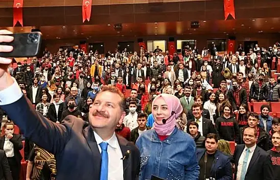 Başkan Yılmaz: 'Gençlerin artık üretime dahil olmaları gerekir'