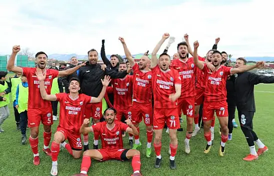 Burhaniye Belediyespor 3.Lig Yolunda Dolu Dizgin Devam Ediyor