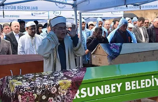 Dursunbey Kızılöz'de Gözyaşları Sel Oldu