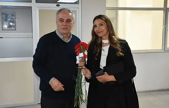 Edremit Belediyesi Kadınlar Gününü Kutladı