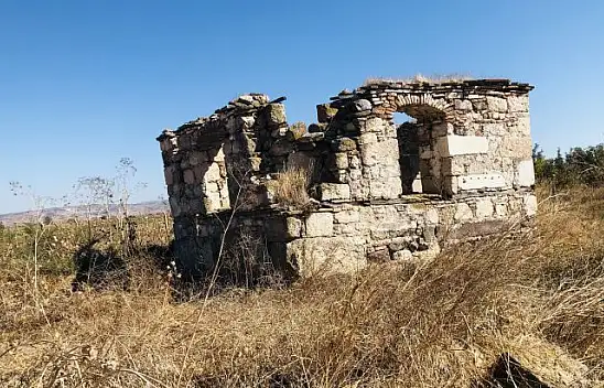 Fatma Sultan Türbesi Restore Ediliyor