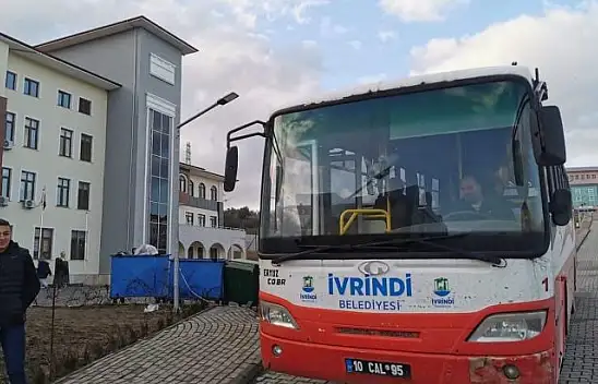 İvrindi Belediyesi'nden Öğrencilere Ücretsiz Servis