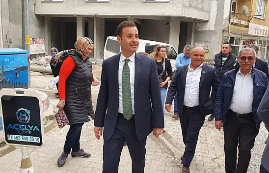 İvrindili Esnaf Ahmet Akın'a dertlerini anlattı