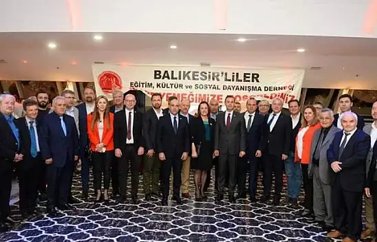 İzmir'deki Balıkesirliler İftarda Buluştu