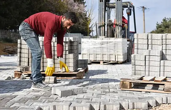 KARESİ BELEDİYESİ İHTİYAÇ DUYULAN HER YERDE