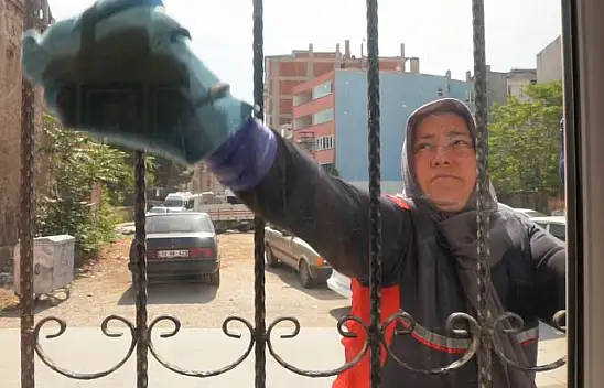 Karesi'de Dip Bucak Temizlik Sürüyor