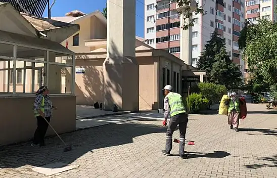 Karesi'de Kurban Bayramı Hazırlıkları Devam Ediyor