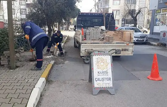 Karesi'de Yollar örülüyor