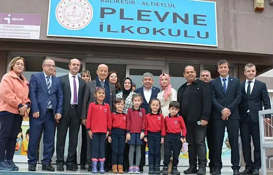Plevne İlkokulu'nda Kütüphane Açılışı Yapıldı